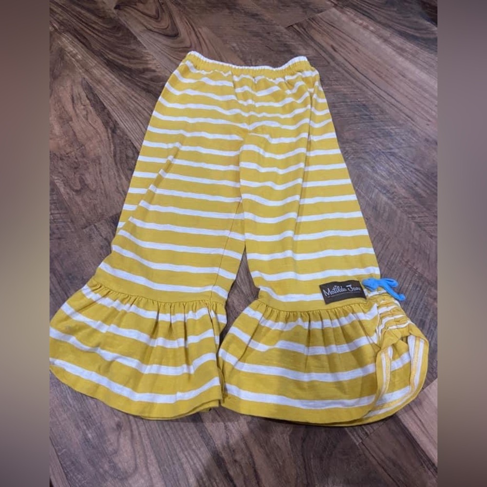 Matilda Jane Ruffle Pants size 8